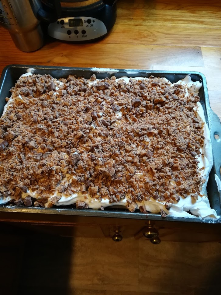 Gregg's Copycat Heath Bar Cake Victors Biscuits
