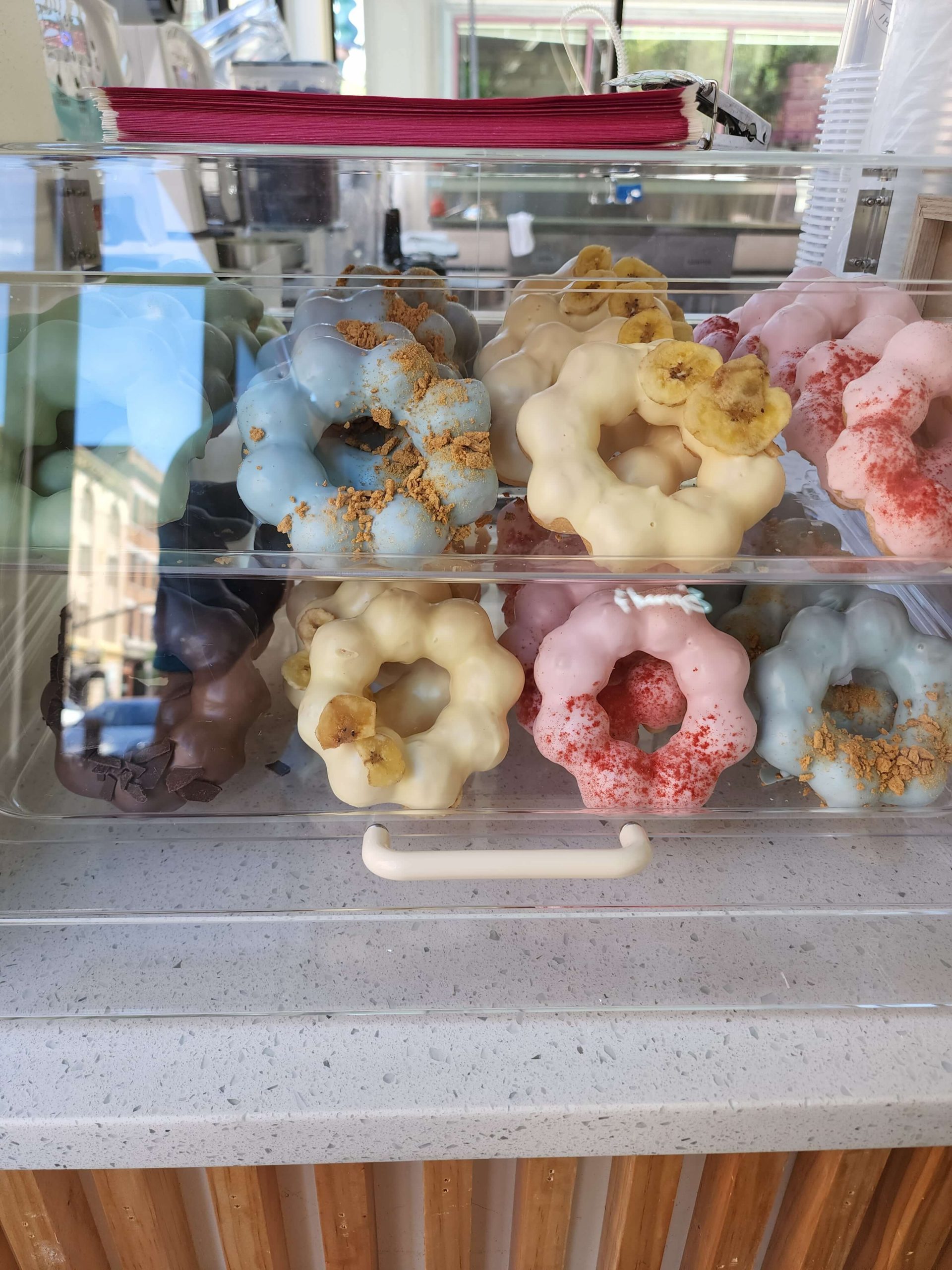 Reviewing Providence's Cute New Bubble Tea & Mochi Donut Spot, Kimochi