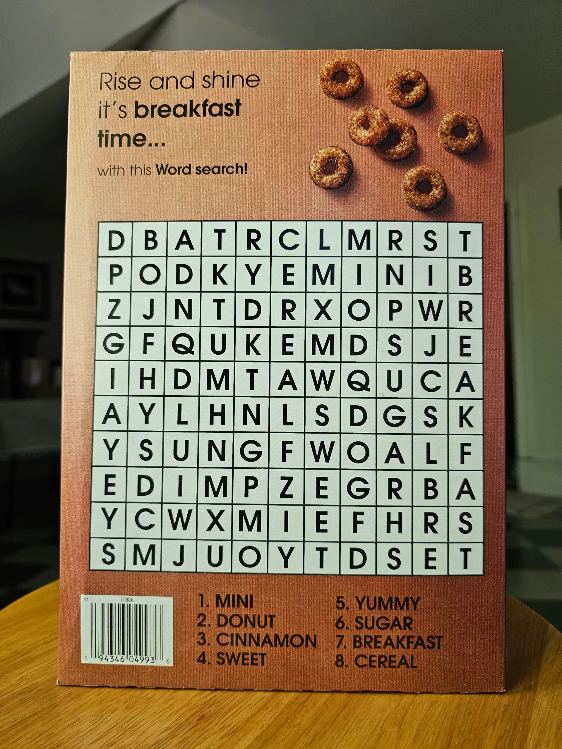 Back box of Walmart Great Value Strawberry Cinnamon Mini Donut cereal box.