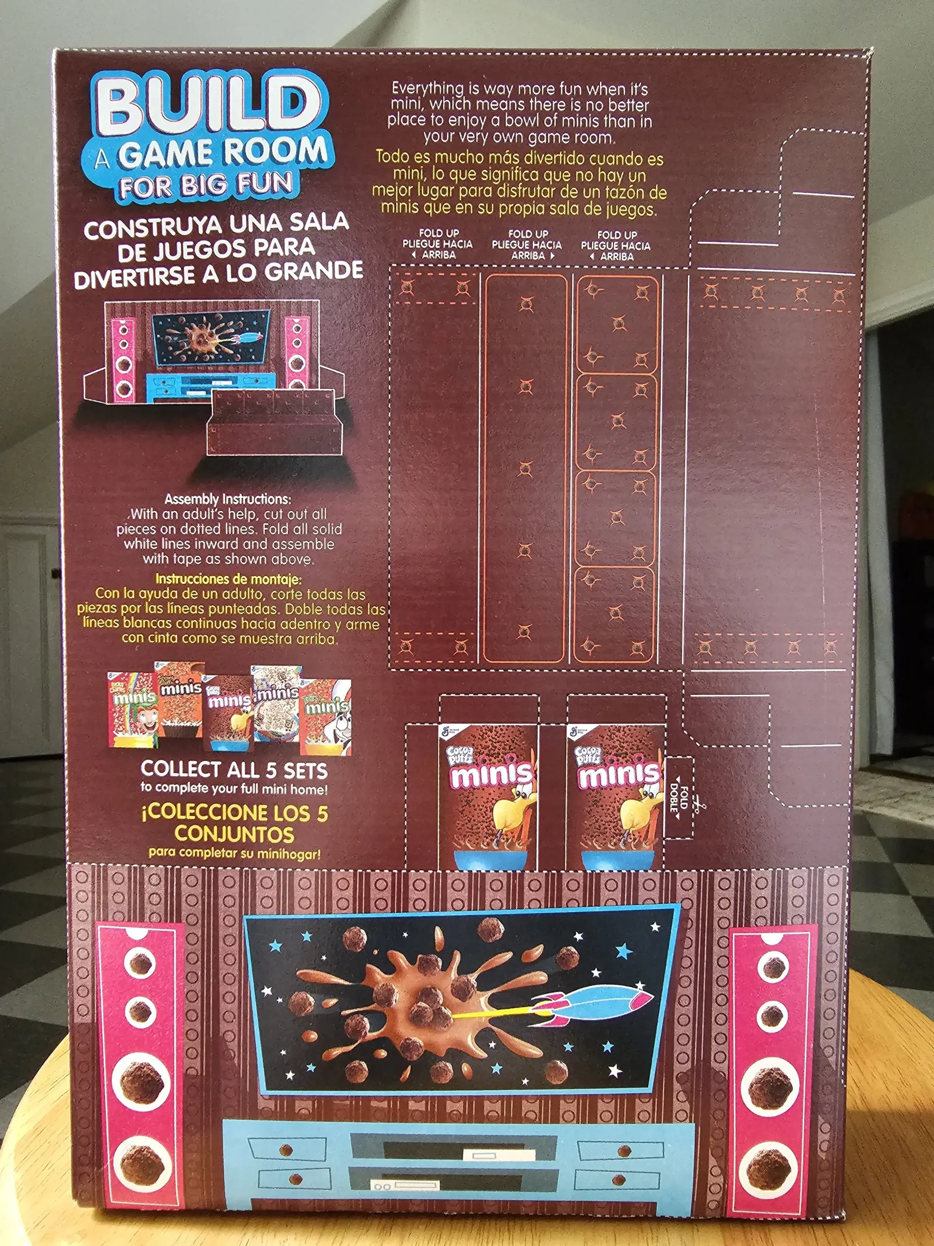 Back package of Post Cocoa Puffs Minis cereal box.