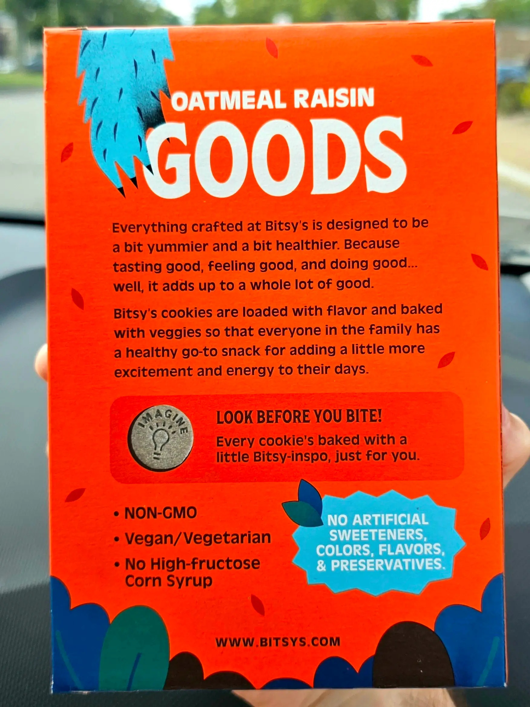 Back box of Bitsy's Oatmeal Raisin Goods Cookies.