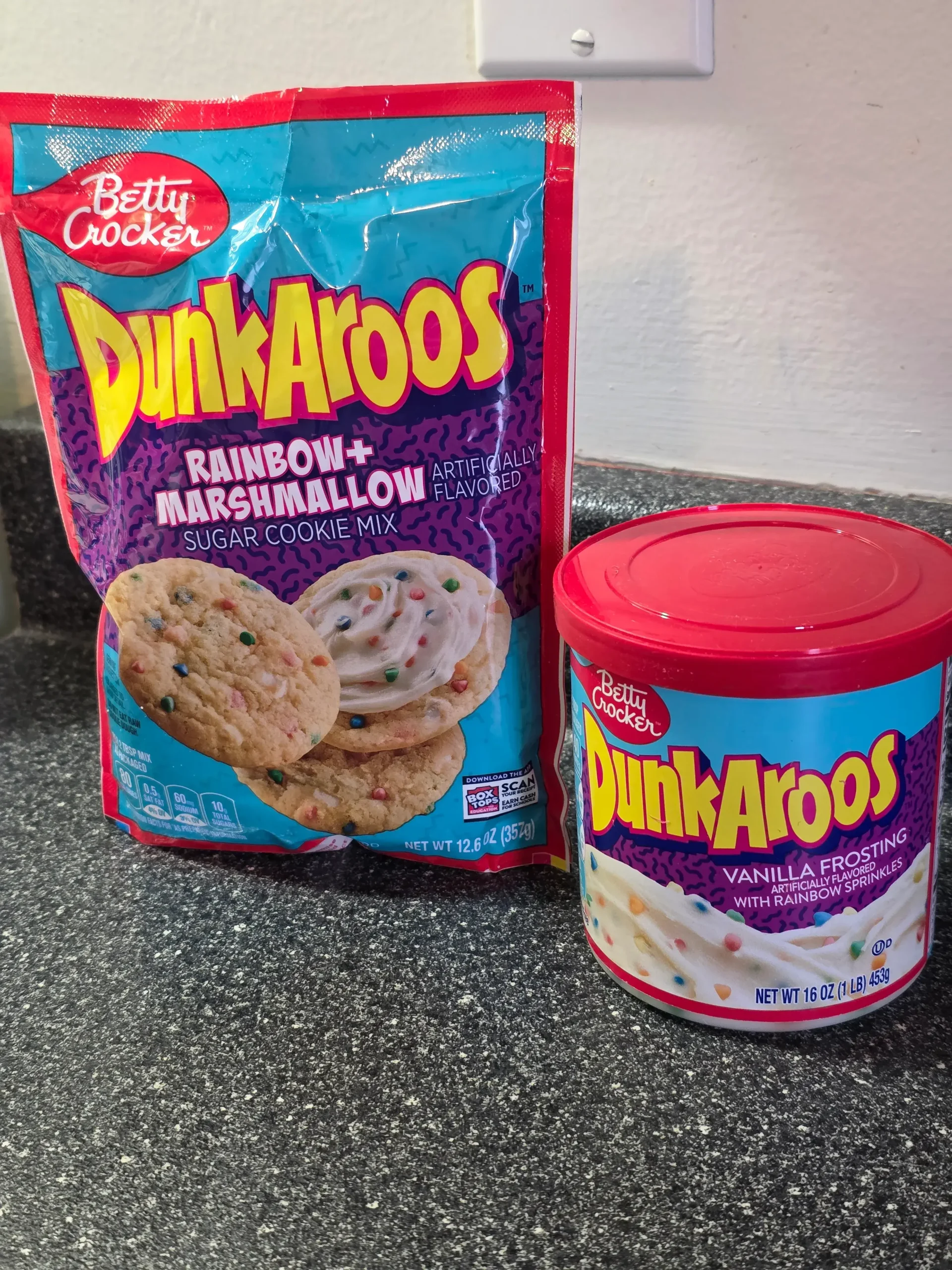 Betty Crocker Dunkaroos Sugar Cookie Mix and Frosting.