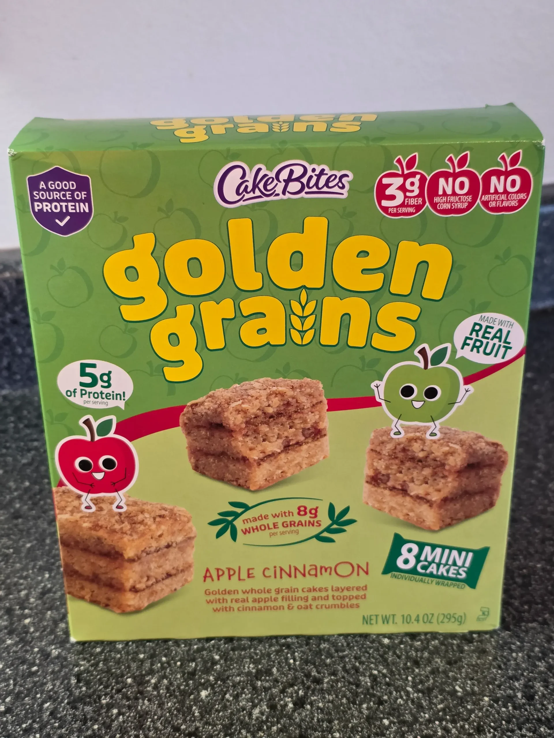 CakeBites Golden Grains Apple Cinnamon.