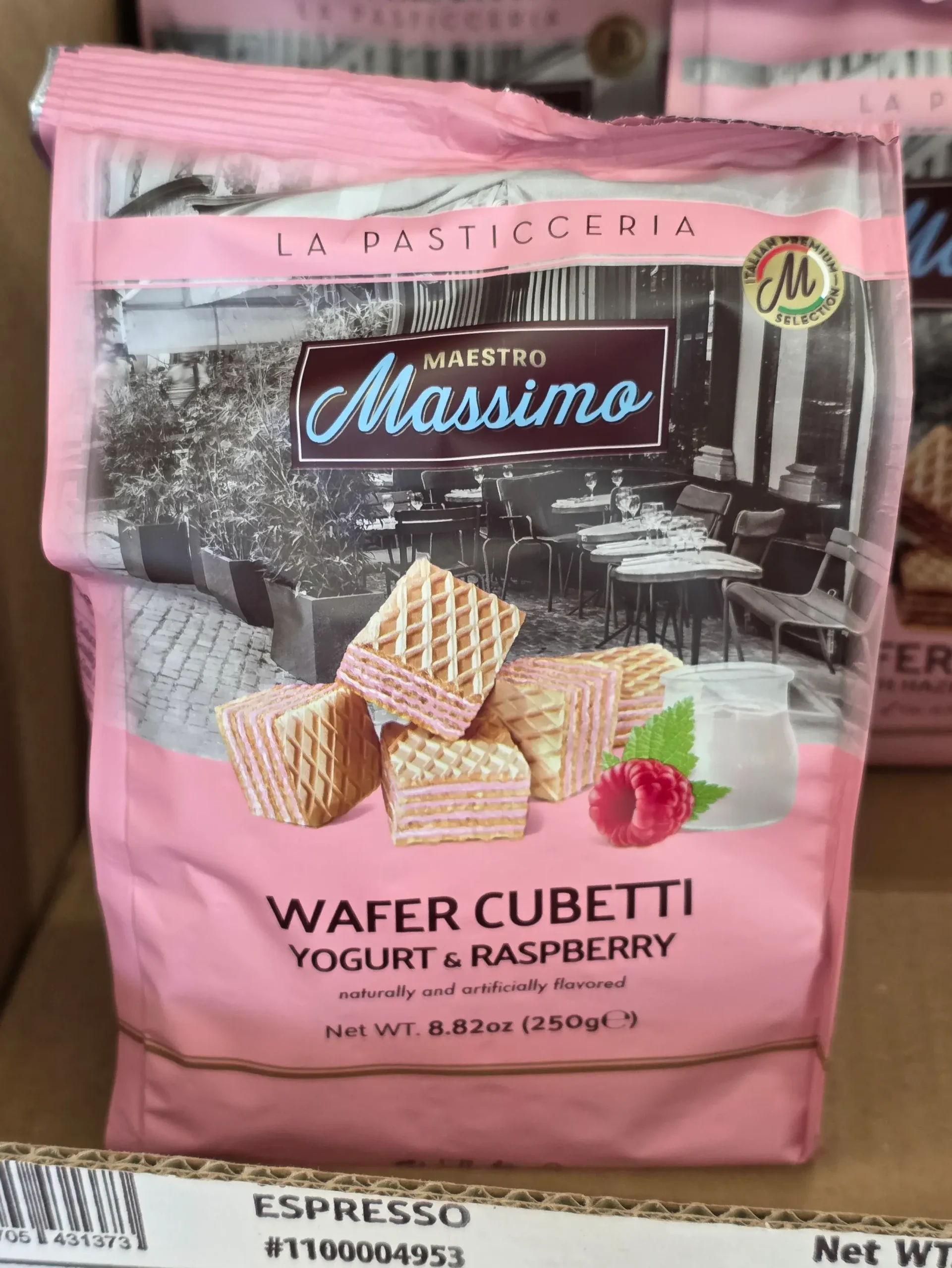 Maestro Massimo Wafer Cubetti Yogurt & Raspberry.