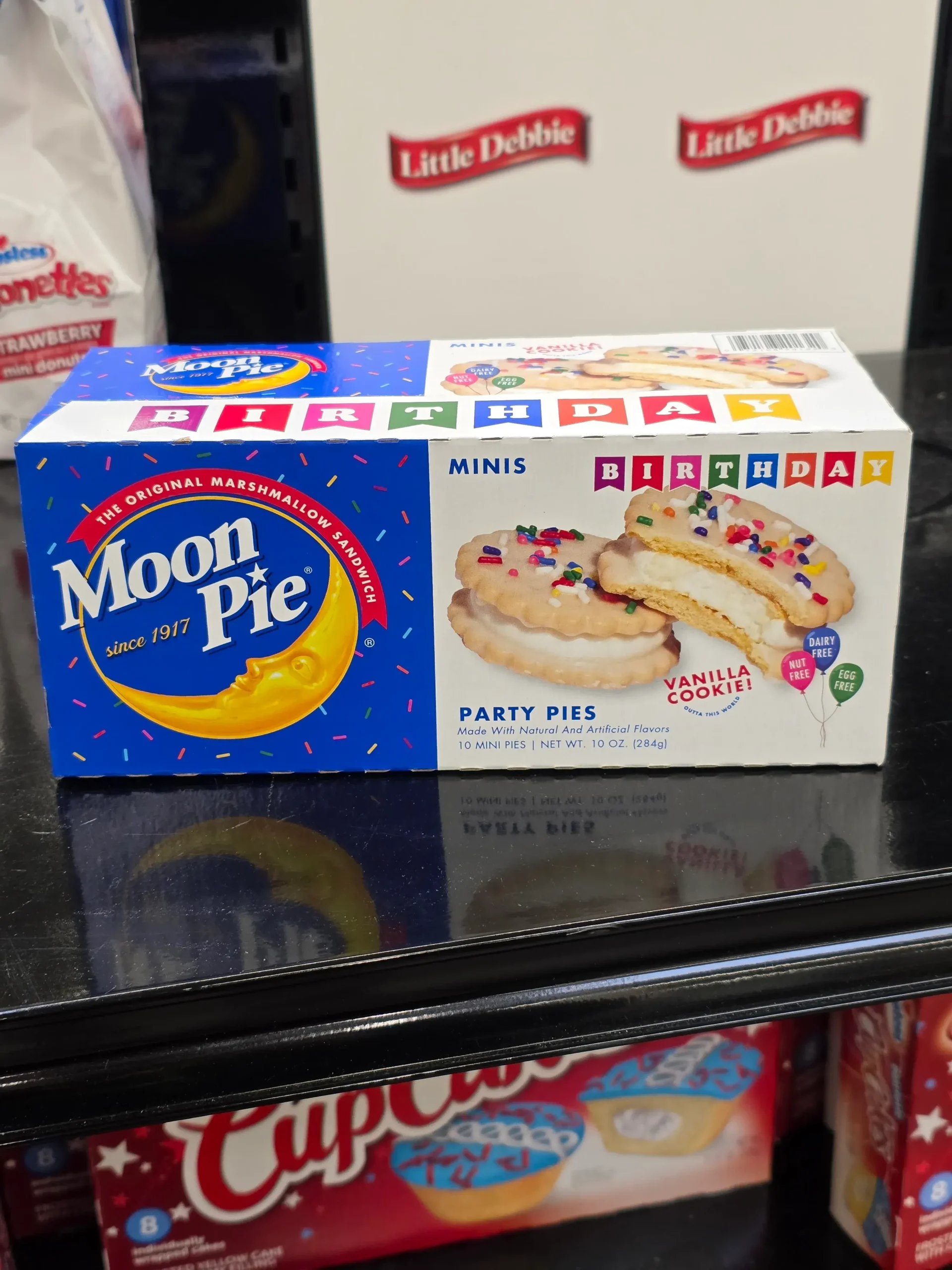 Moon Pie Minis: Vanilla Cookie Birthday Party Pies.