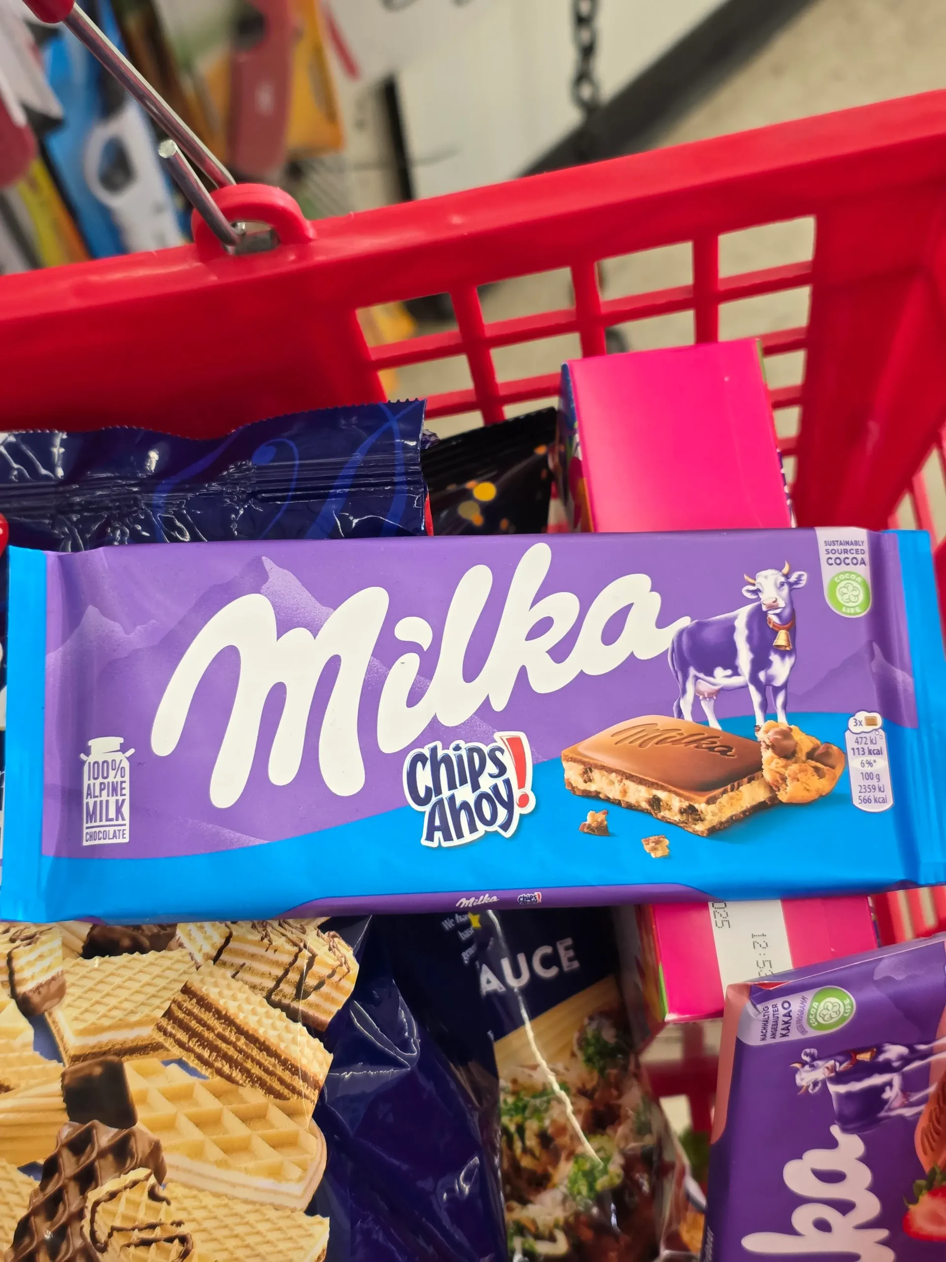 Milka Chips Ahoy! Chocolate Bar.