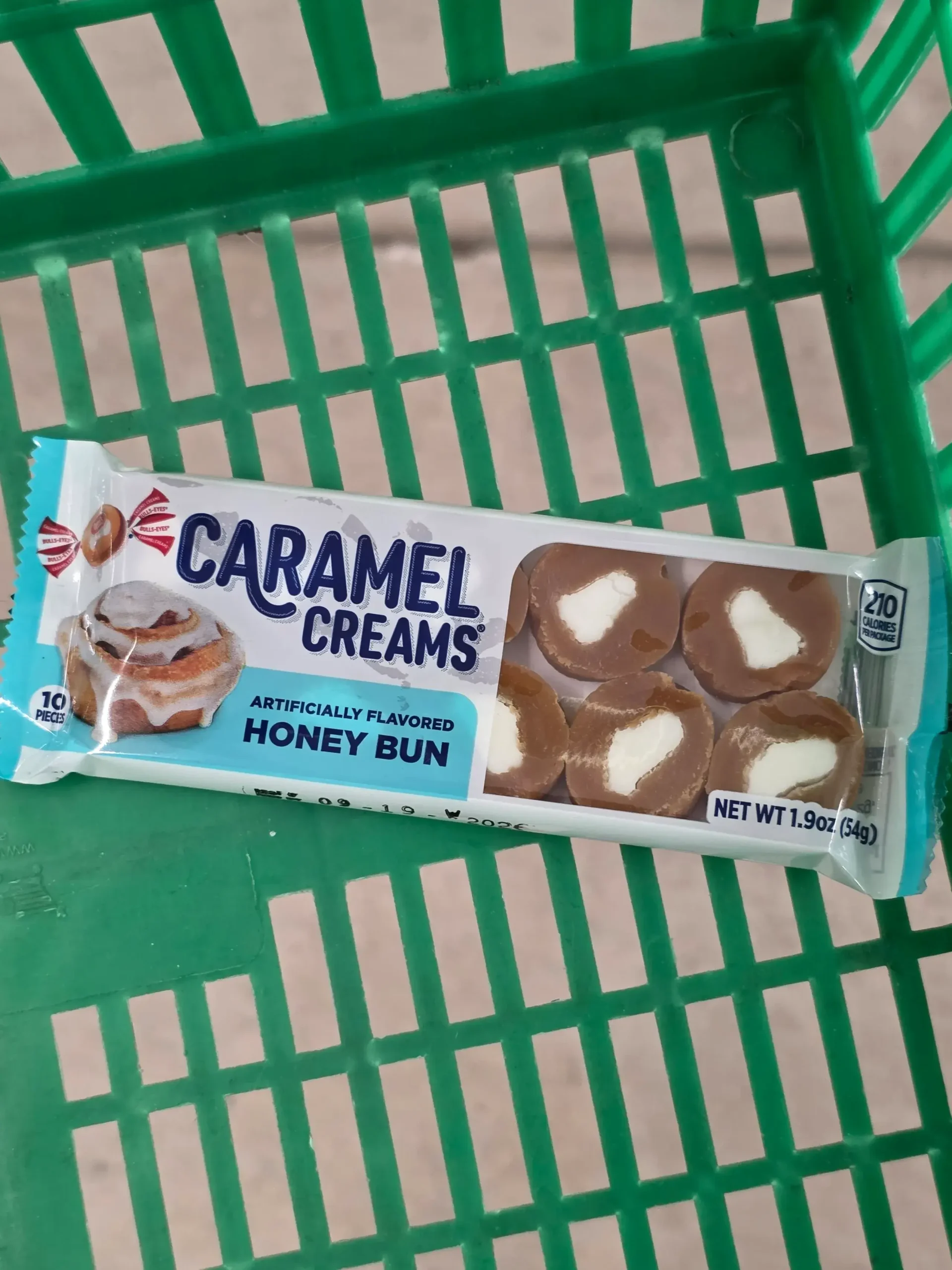 Goetze’s Caramel Creams Honey Bun.