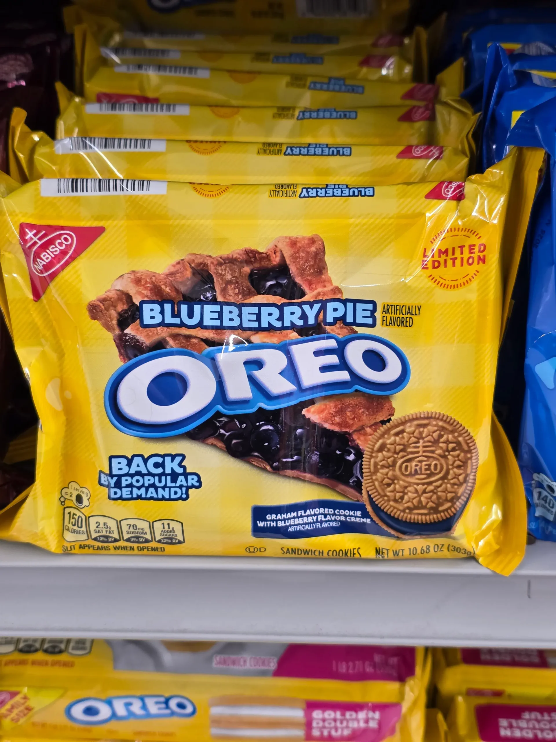 Oreo Blueberry Pie Cookies.