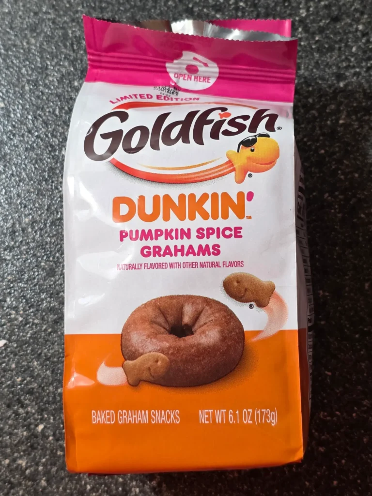 Goldfish Limited Edition Dunkin' Pumpkin Spice Grahams.