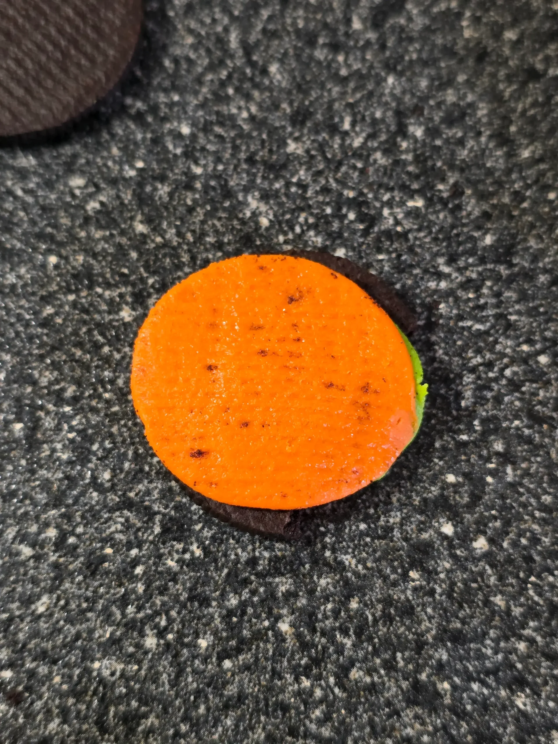 Oreo Halloween Spooky Colored Creme.