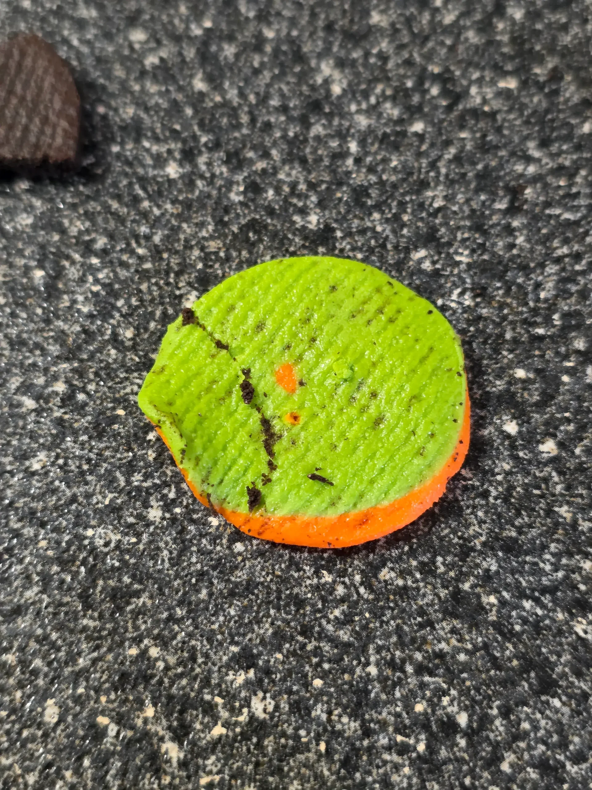 Oreo Halloween Spooky Colored Creme.