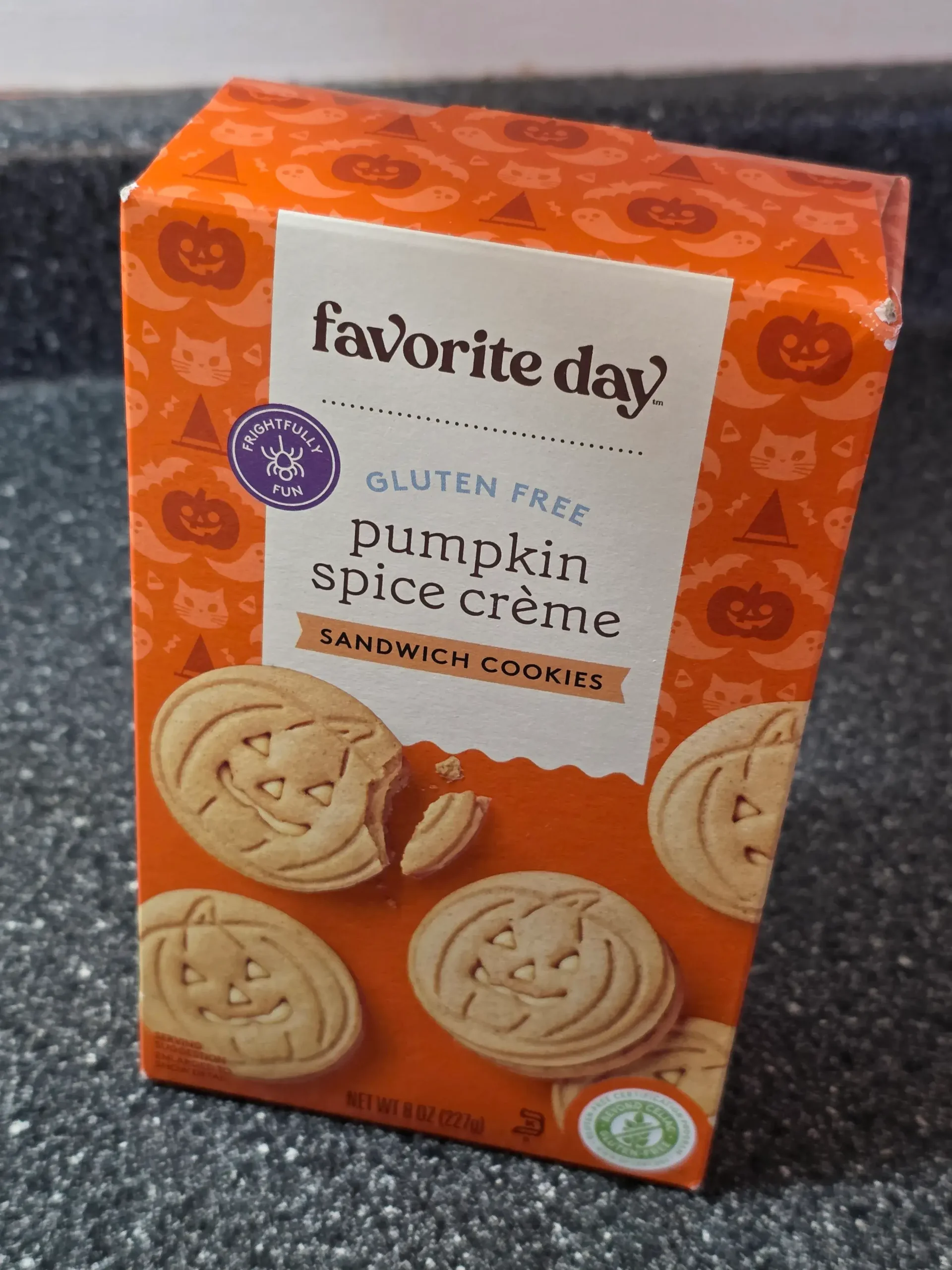 Target Favorite Day Fall Harvest Pumpkin Spice Crème Sandwich Cookies.