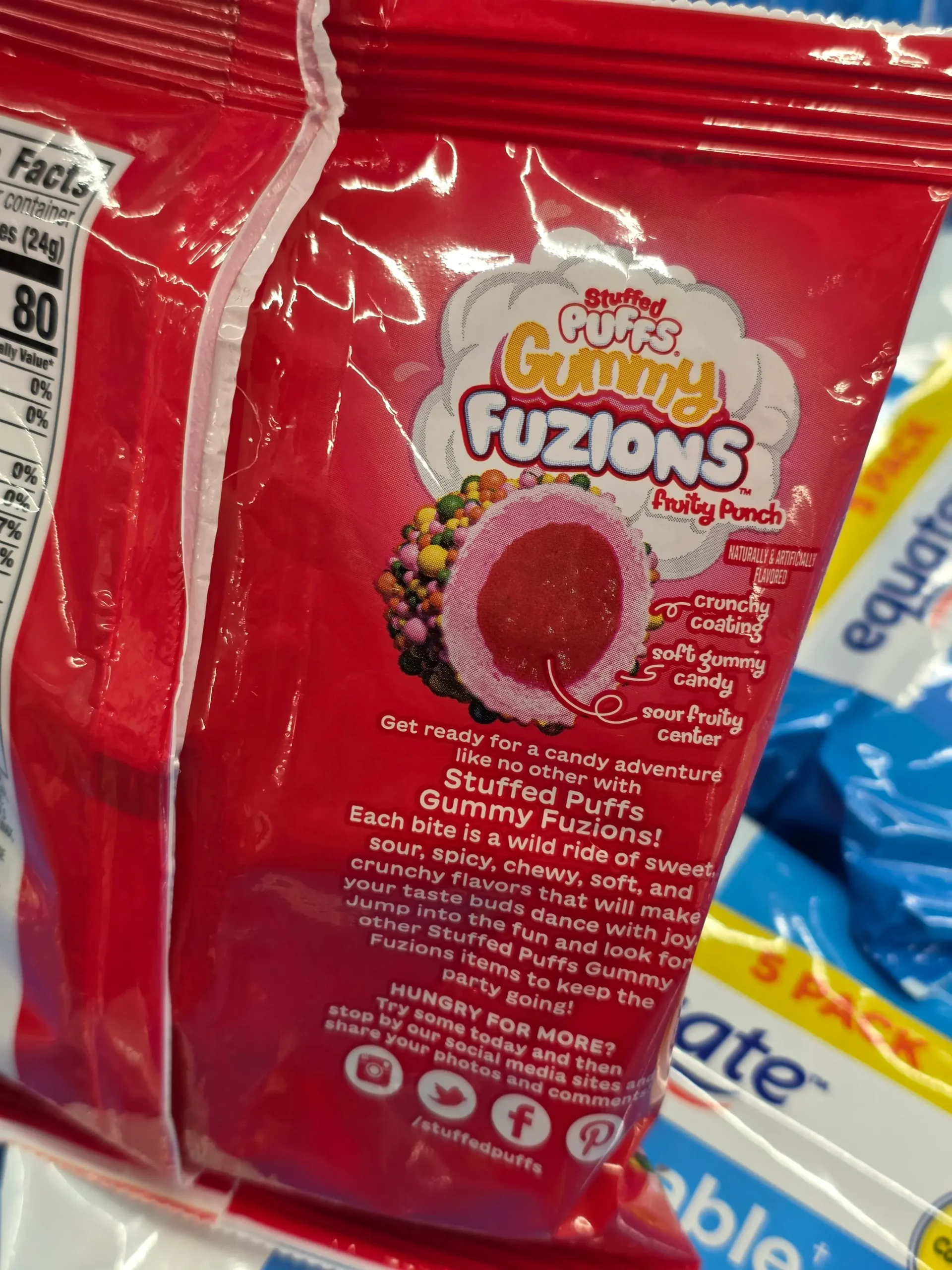 Stuffed Puffs Gummy Fuzions Fruity Punch.