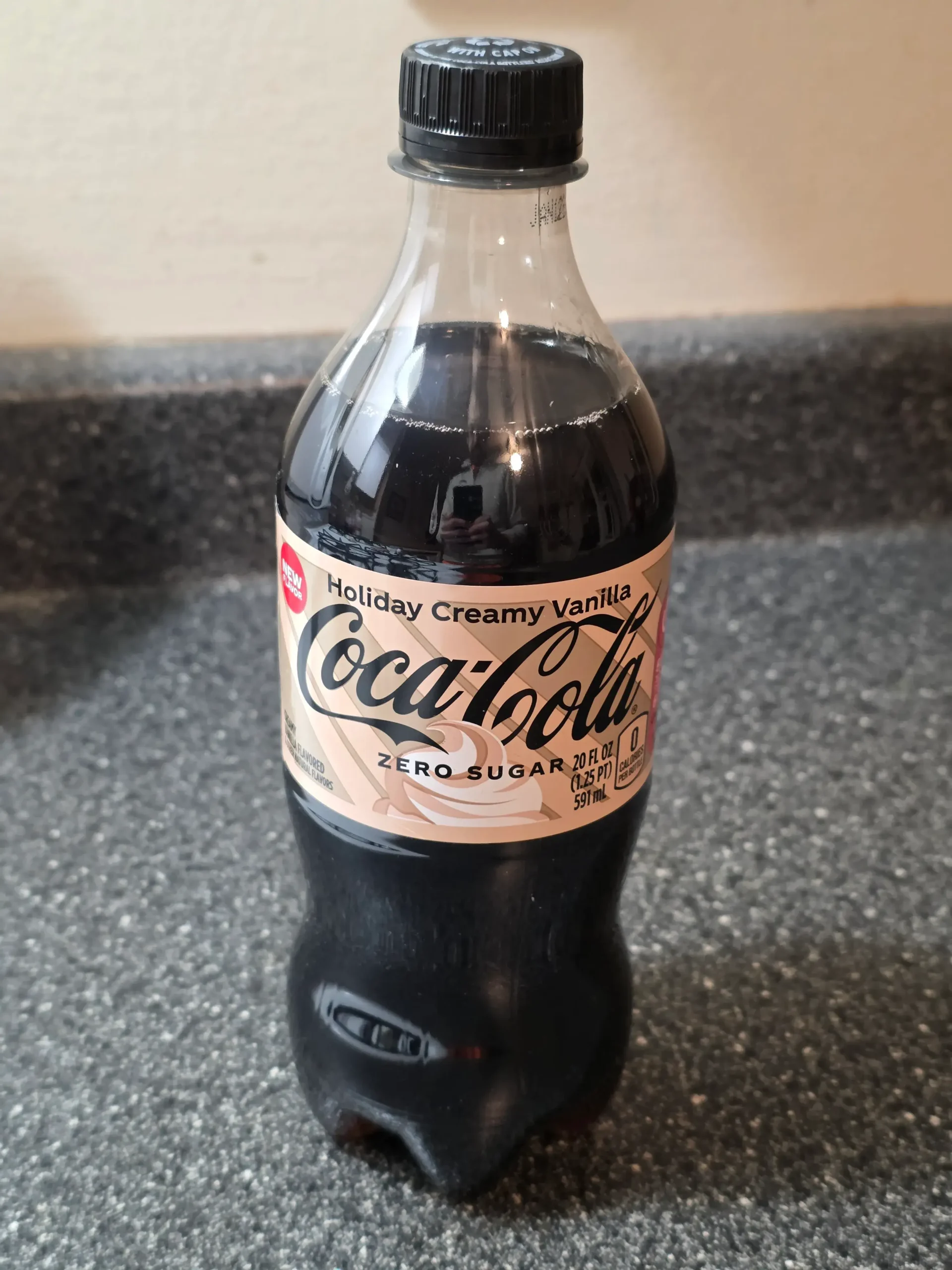 Coca-Cola Zero Sugar Holiday Creamy Vanilla.