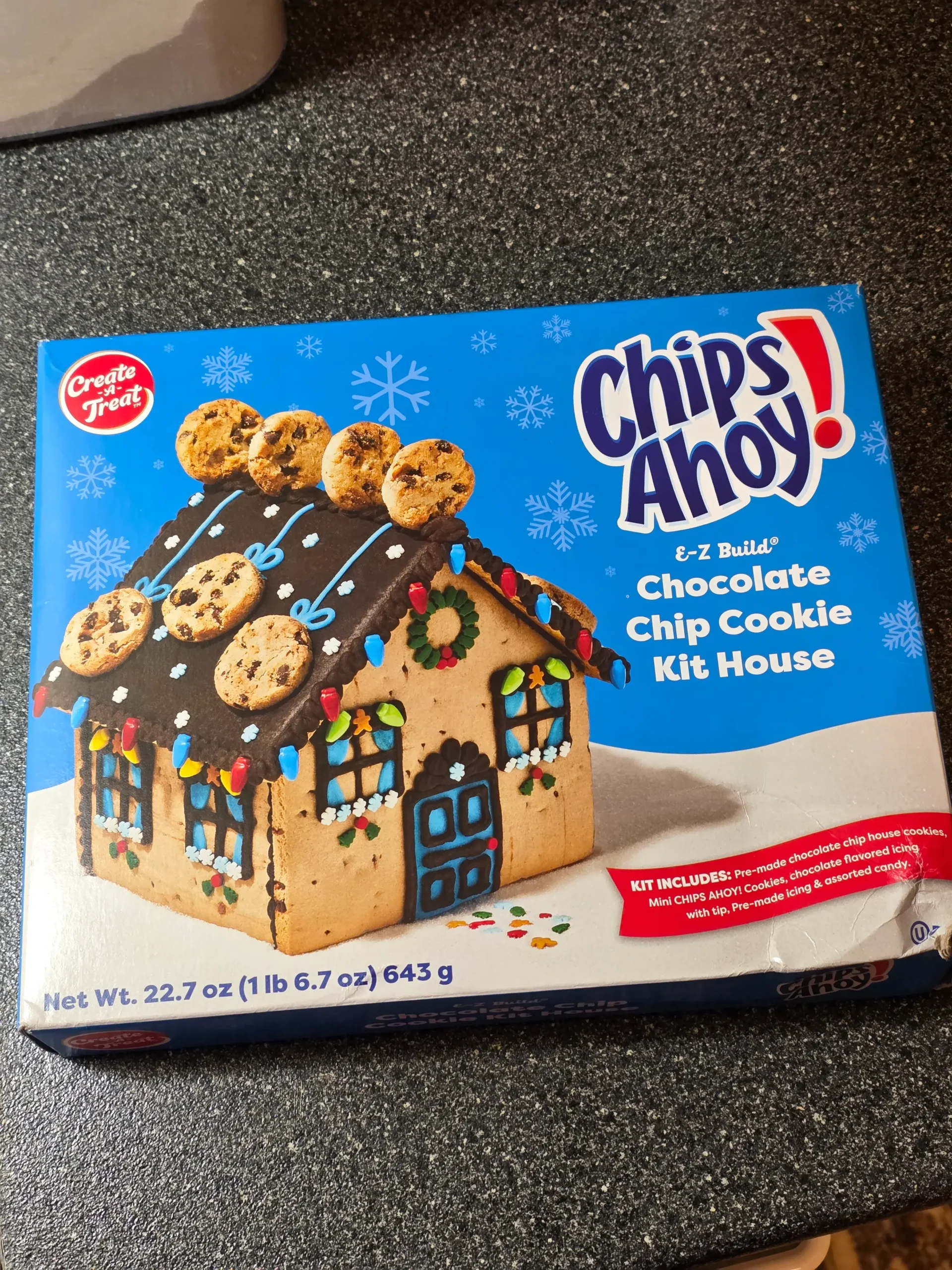 Create-a-Treat Chips Ahoy Chocolate Chip Cookie Kit House.