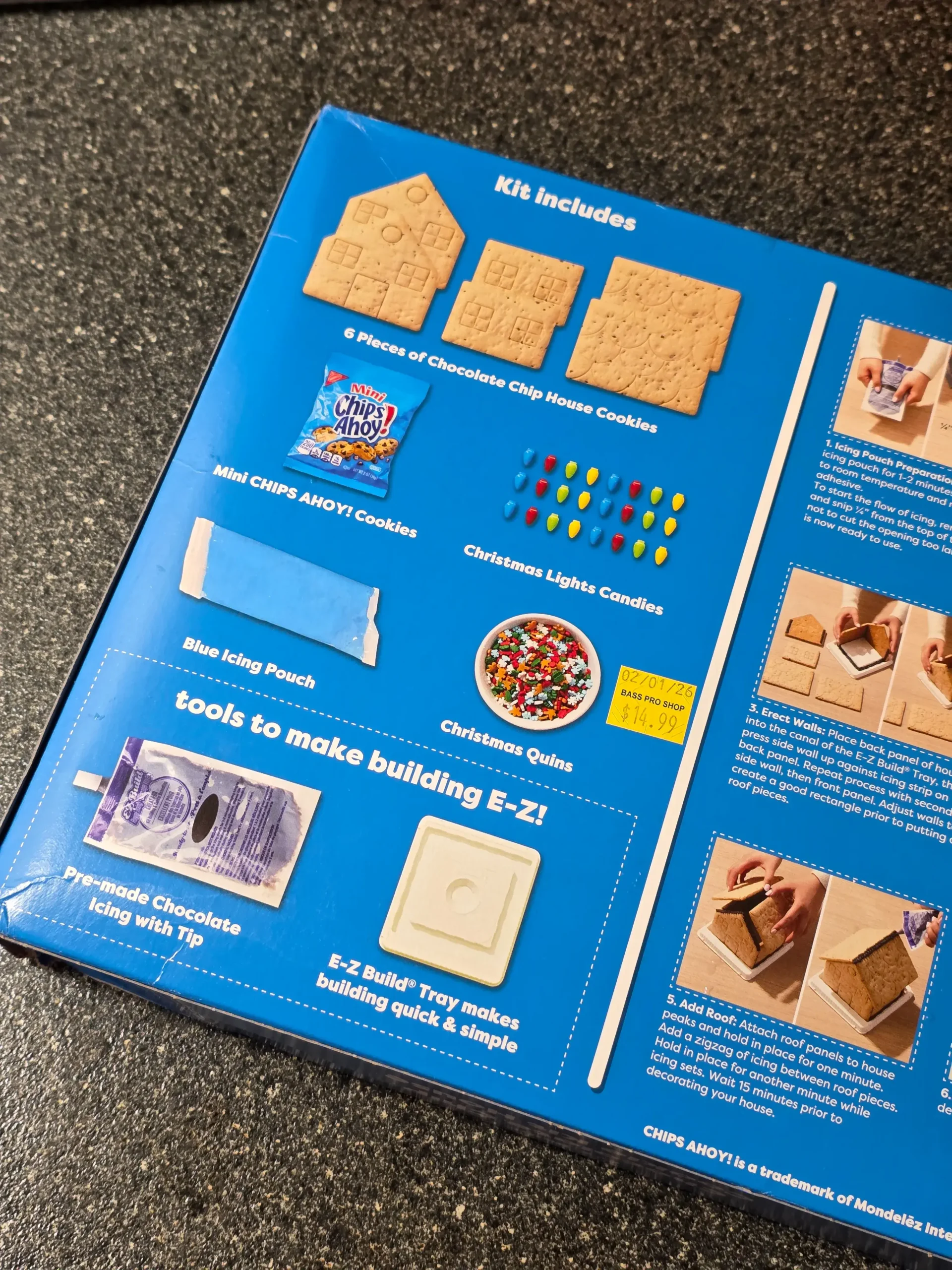 Create-a-Treat Chips Ahoy Chocolate Chip Cookie Kit House..