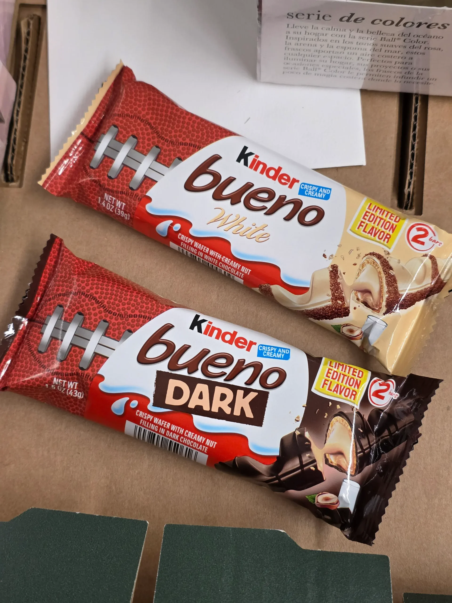 Kinder Bueno Dark and White.