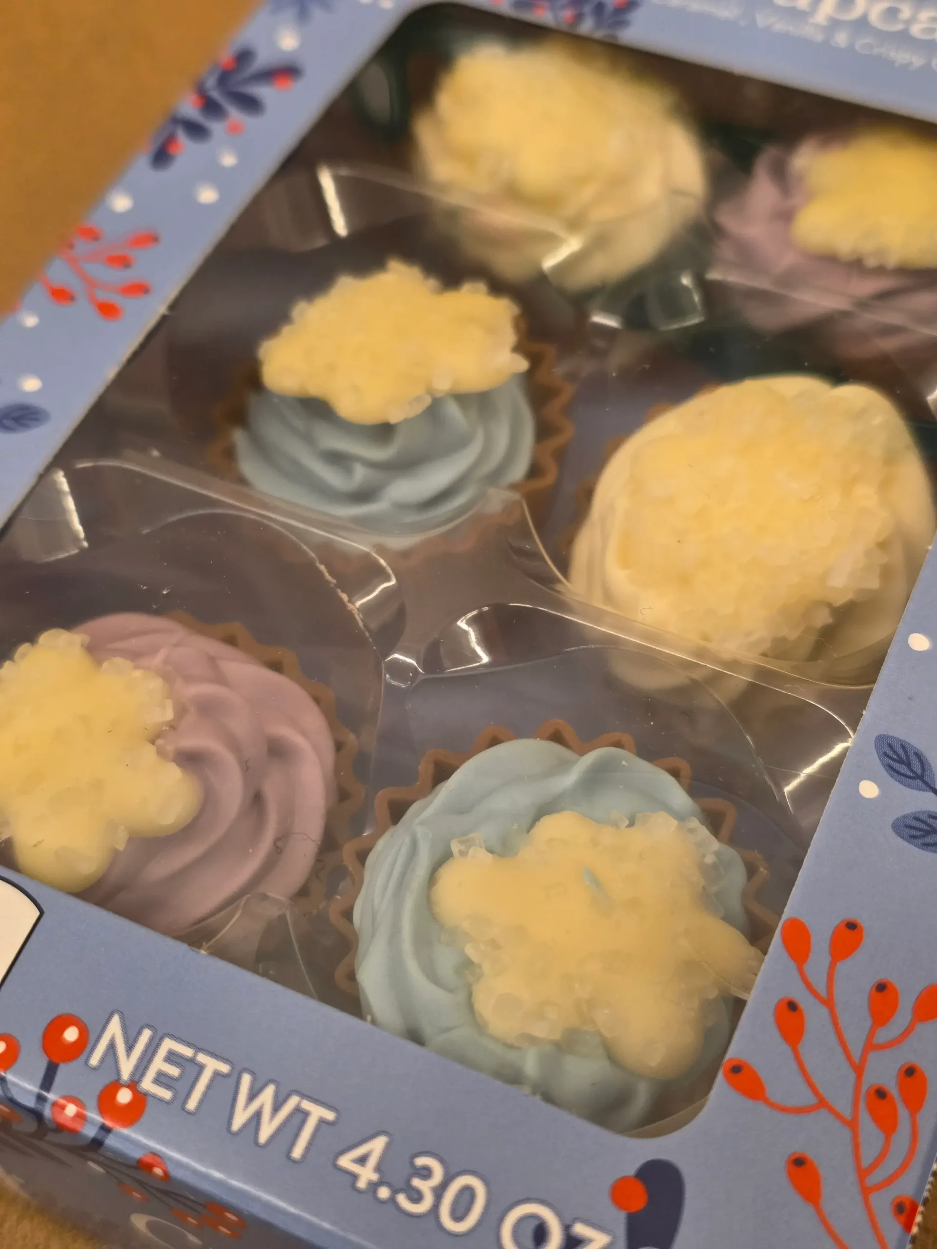 Choceur Belgian Chocolate Cupcakes: Caramel, Vanilla & Crispy Chocolate Cream.