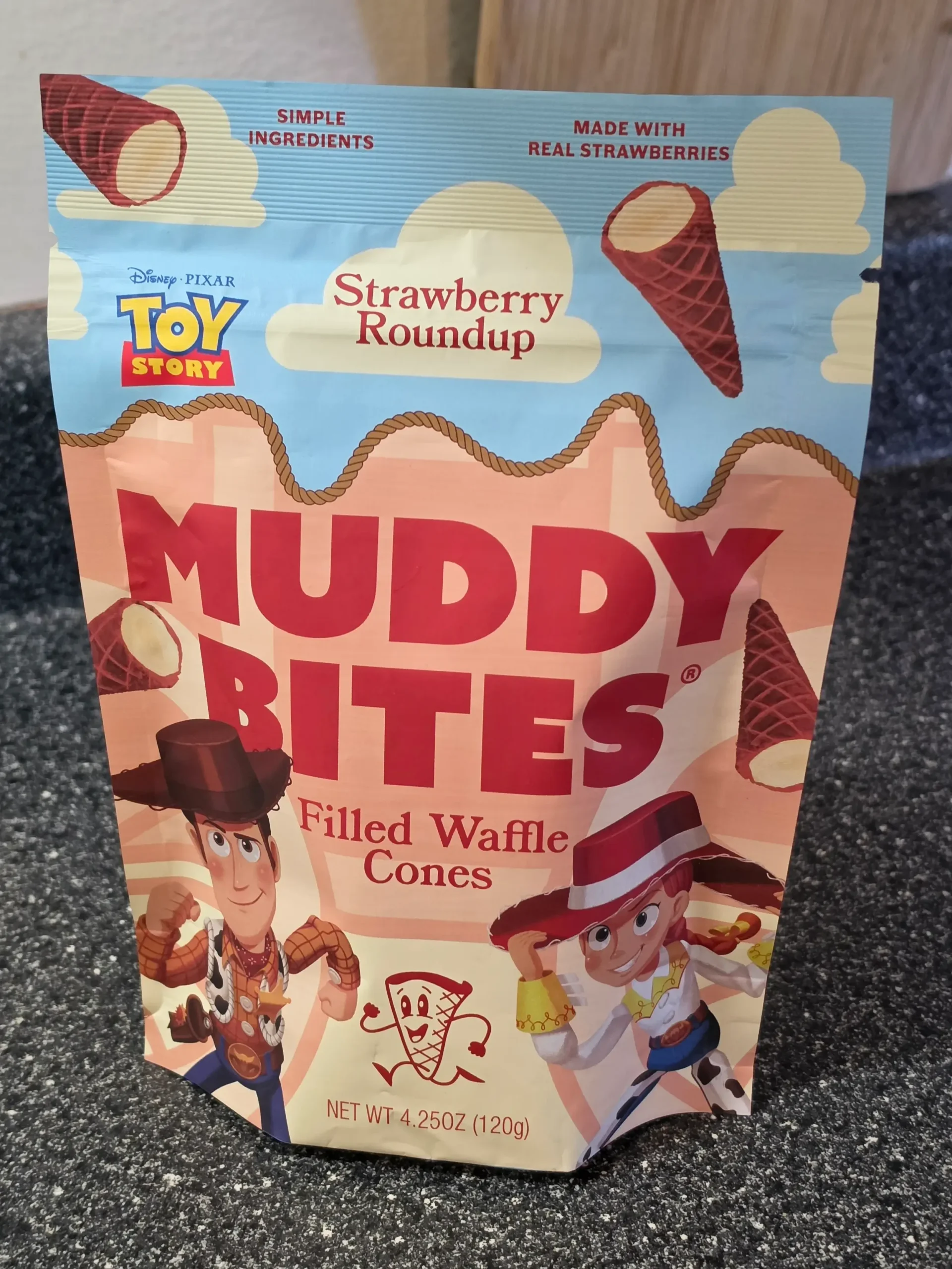 Muddy Bites Strawberry Shortcake Roundup.