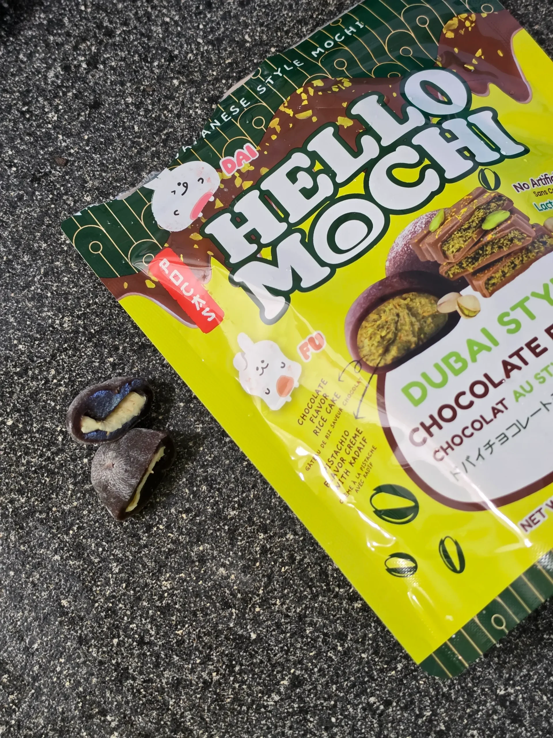 Pocas Hello Mochi Dubai Style Chocolate Flavor.