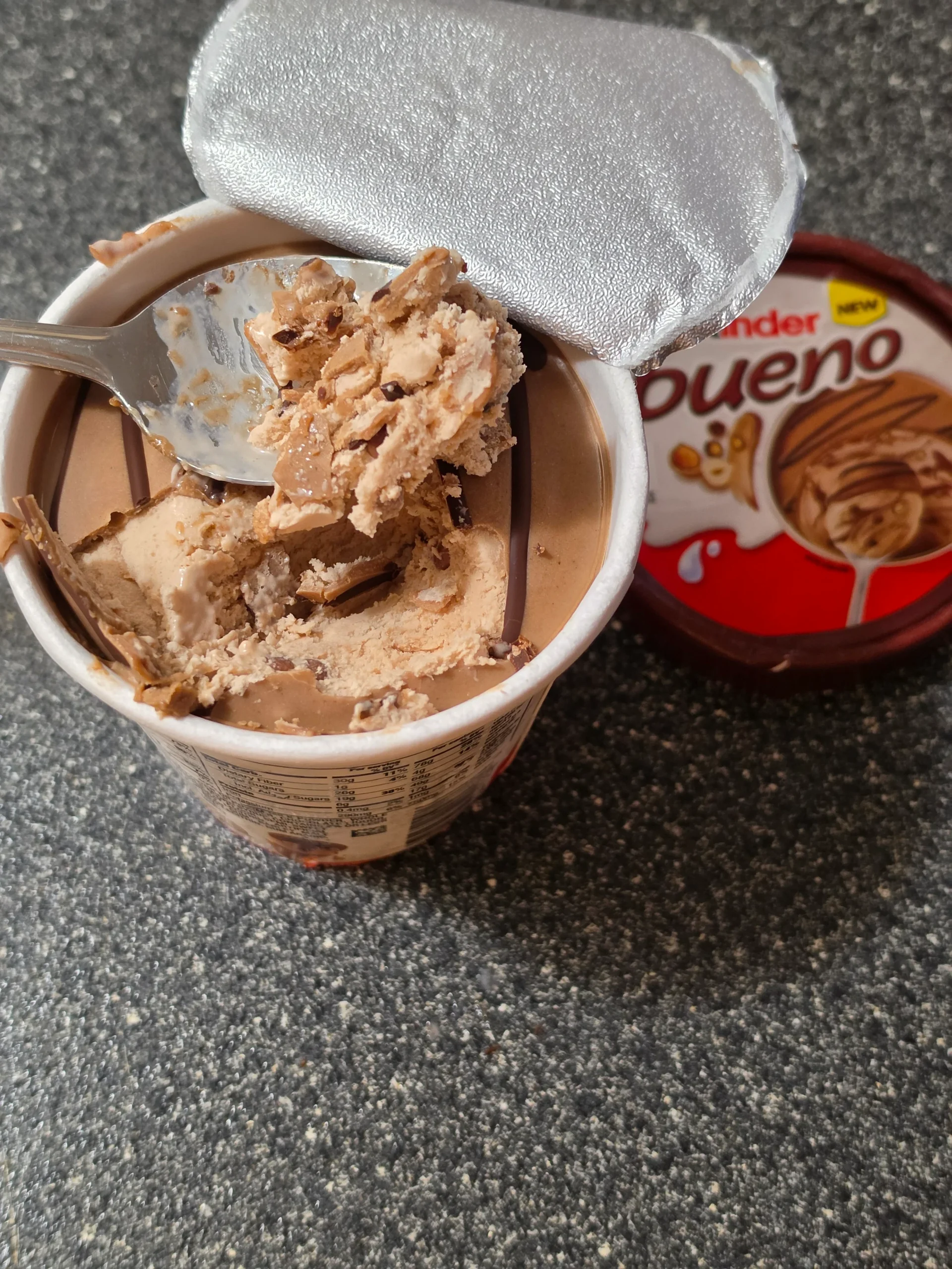 Kinder Bueno Ice cream.