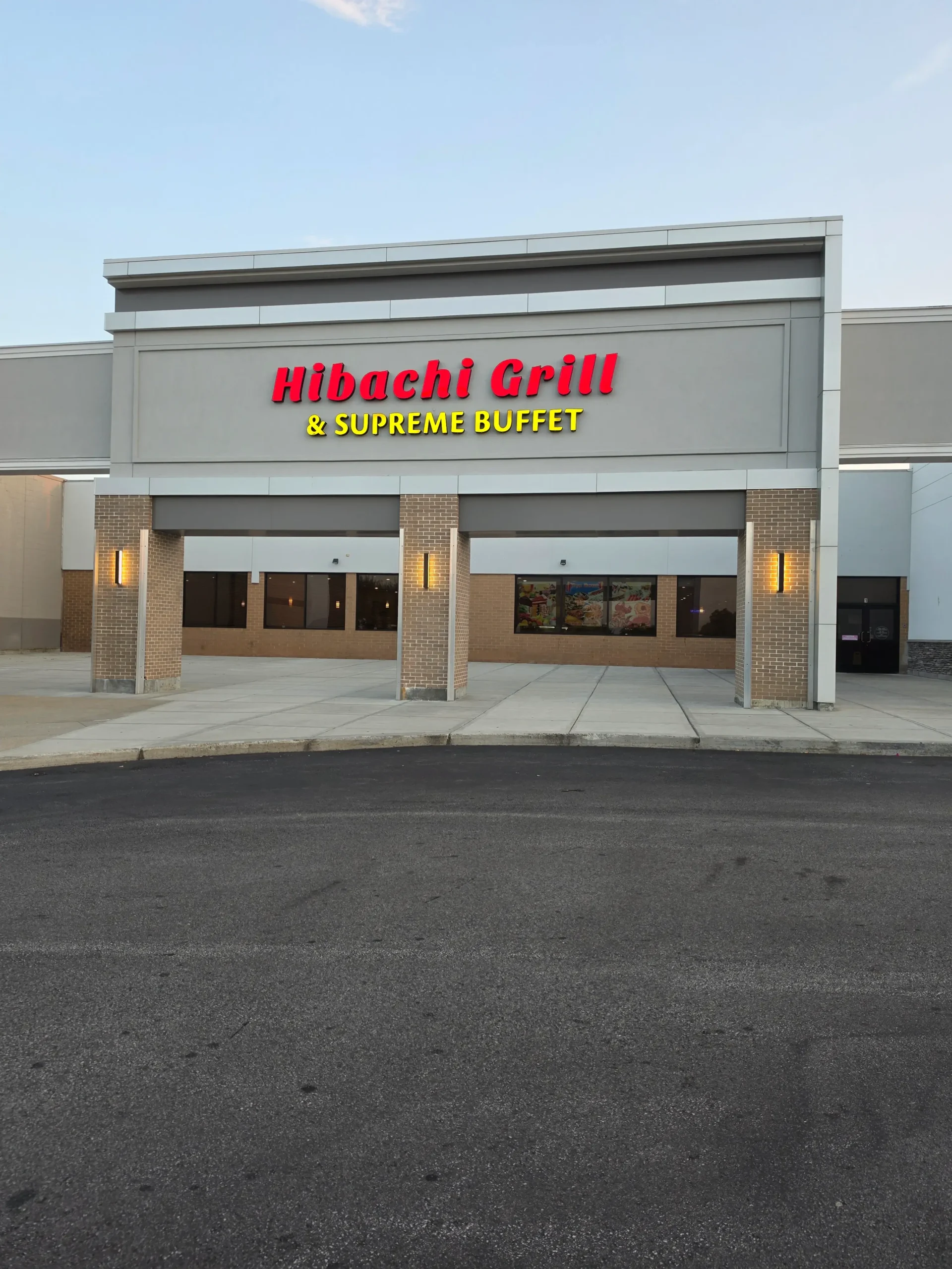 Hibachi Grill & Supreme Buffet Warwick food.