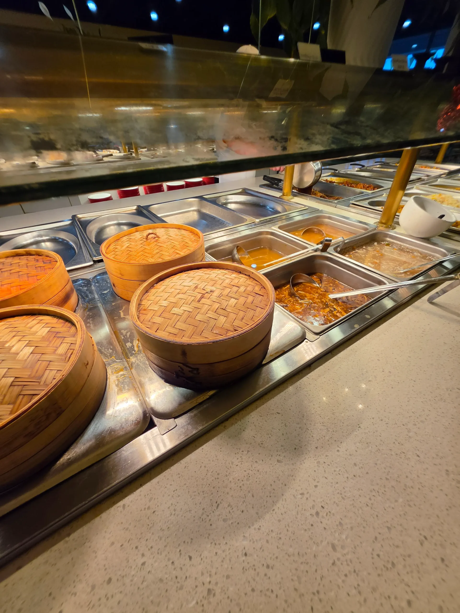 Ichiraku Seafood Buffet & Grill food.