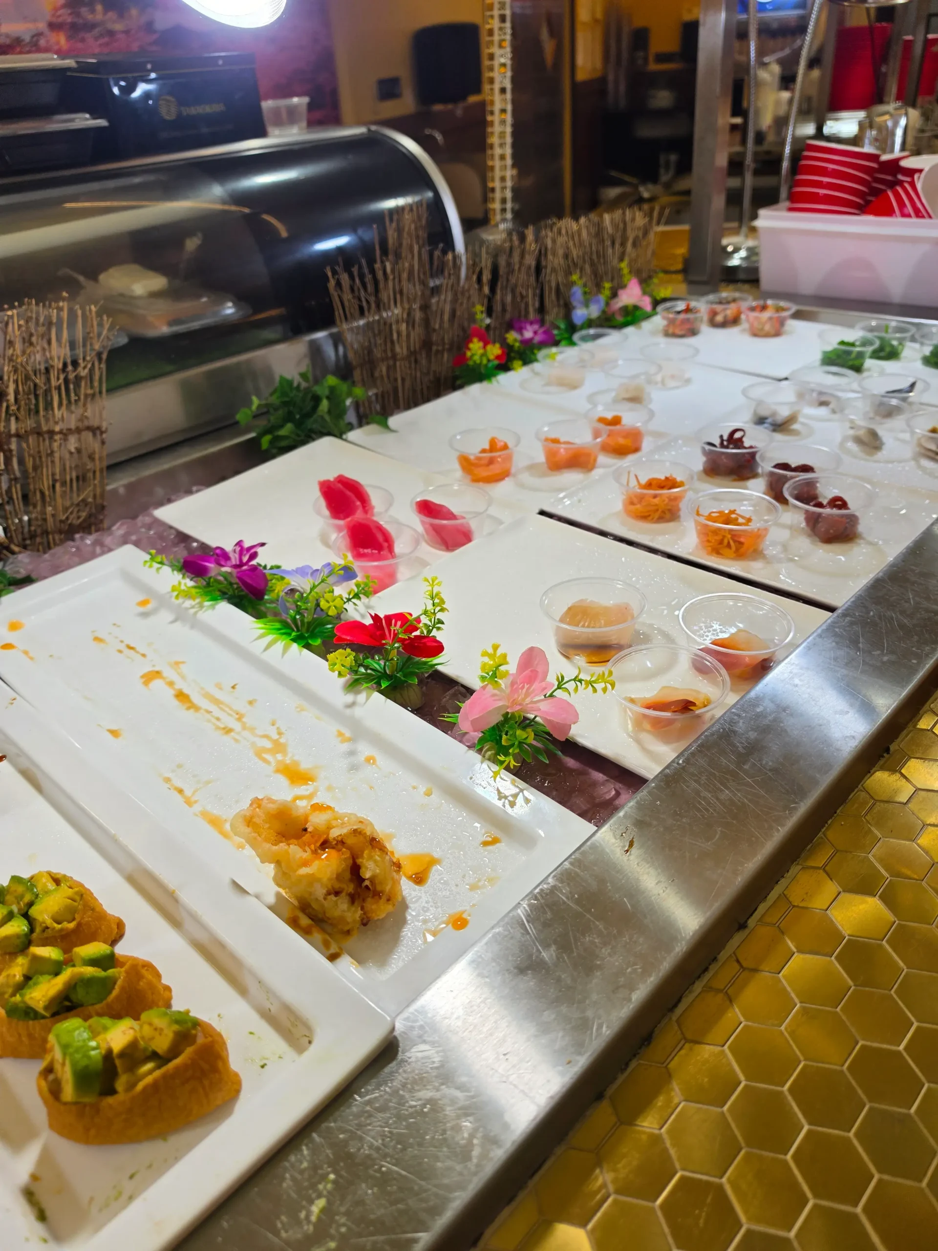 Ichiraku Seafood Buffet & Grill food.