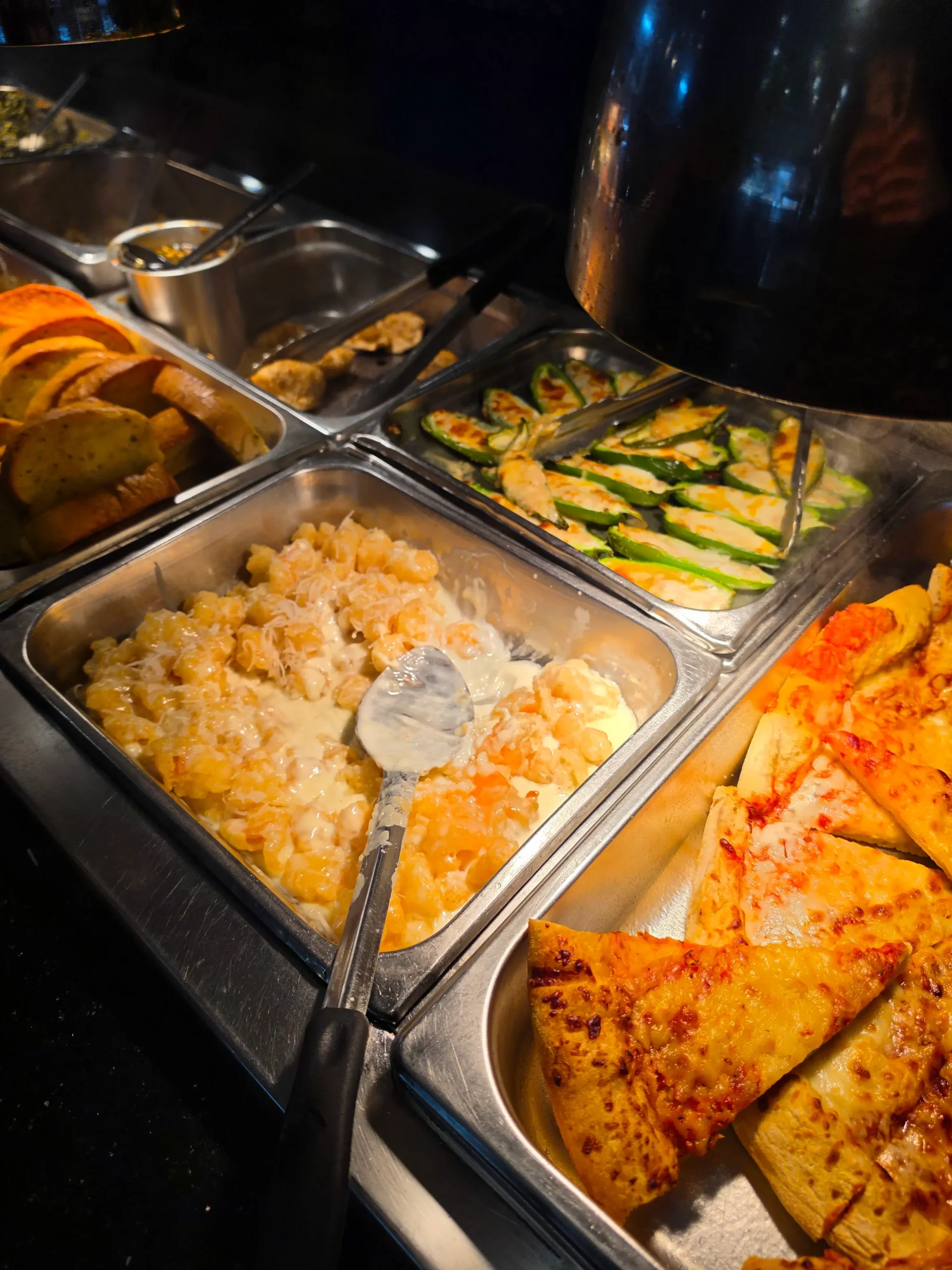 Hibachi Grill & Supreme Buffet Warwick food.