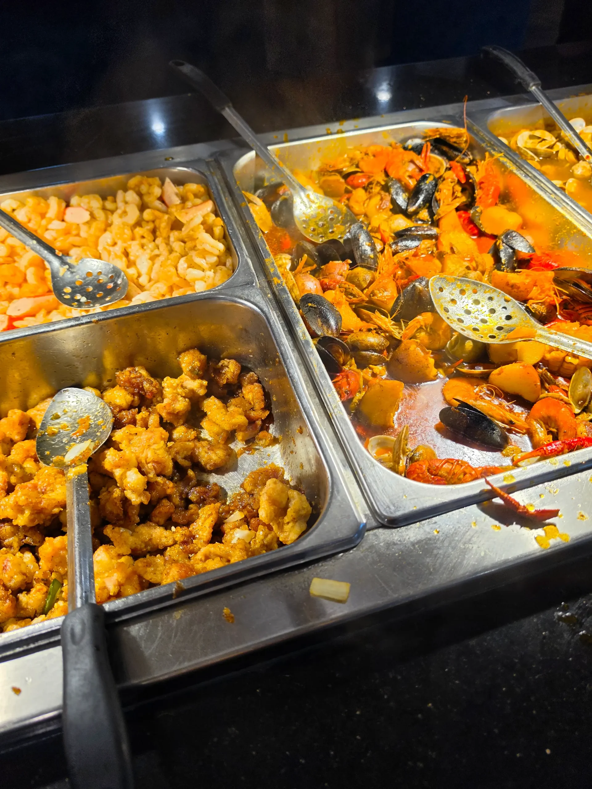 Hibachi Grill & Supreme Buffet Warwick food.