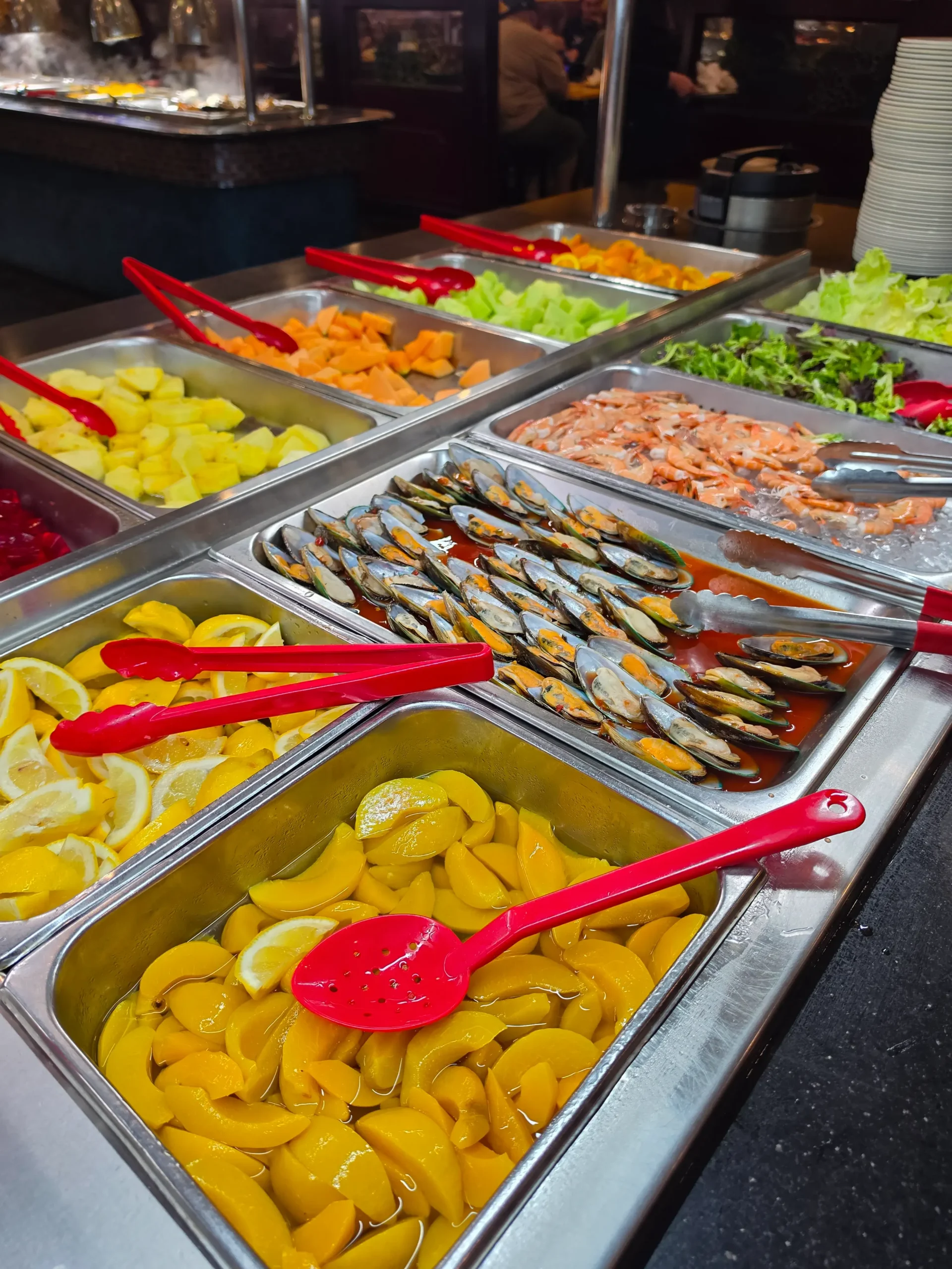 Hibachi Grill & Supreme Buffet Warwick food.
