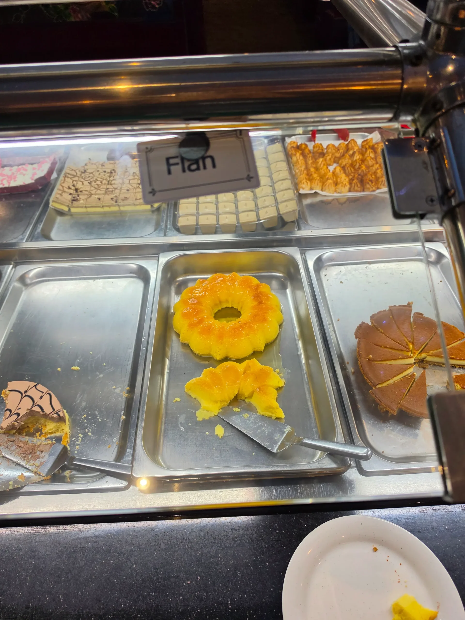 Hibachi Grill & Supreme Buffet Warwick food.
