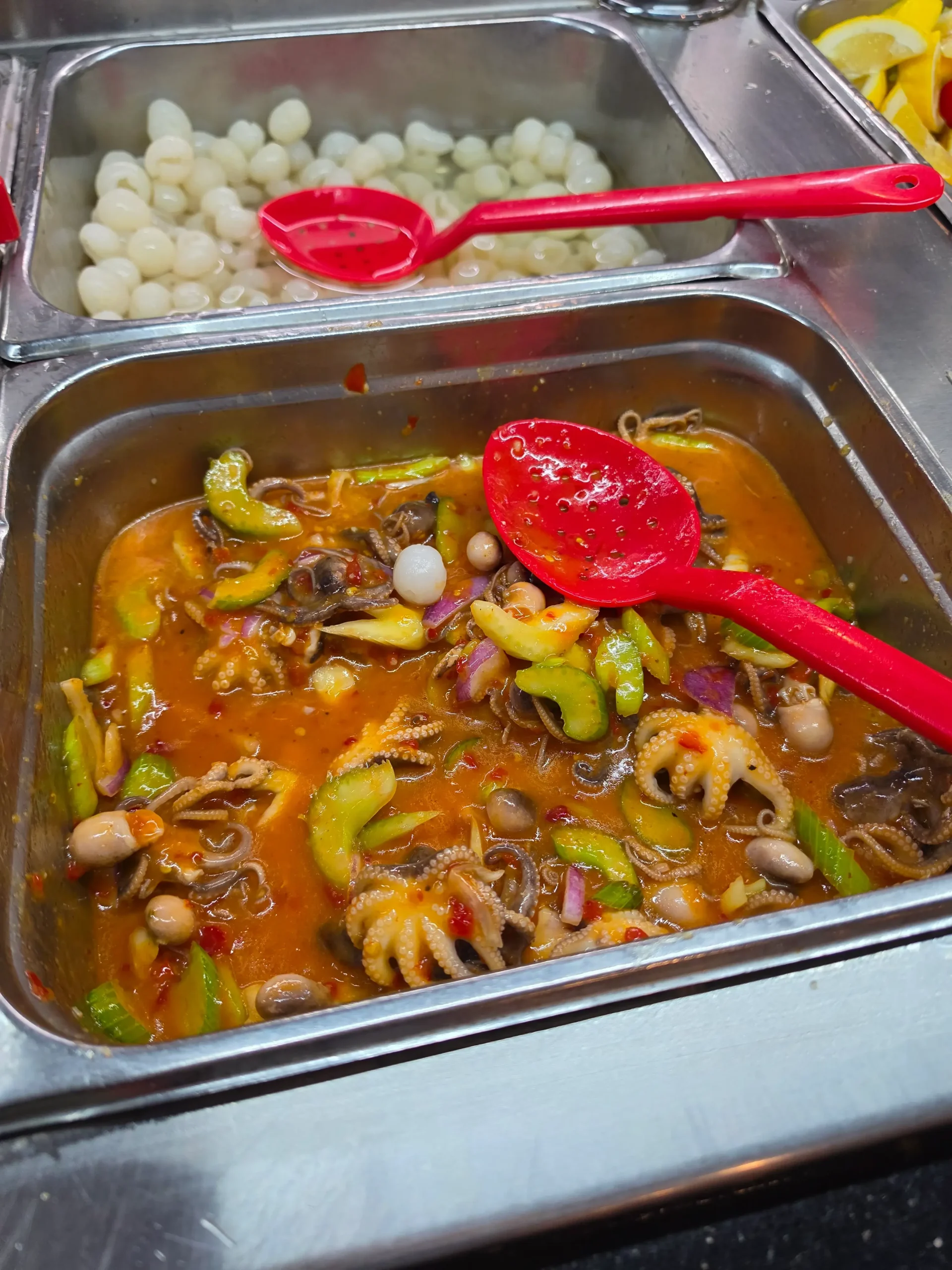 Hibachi Grill & Supreme Buffet Warwick food.