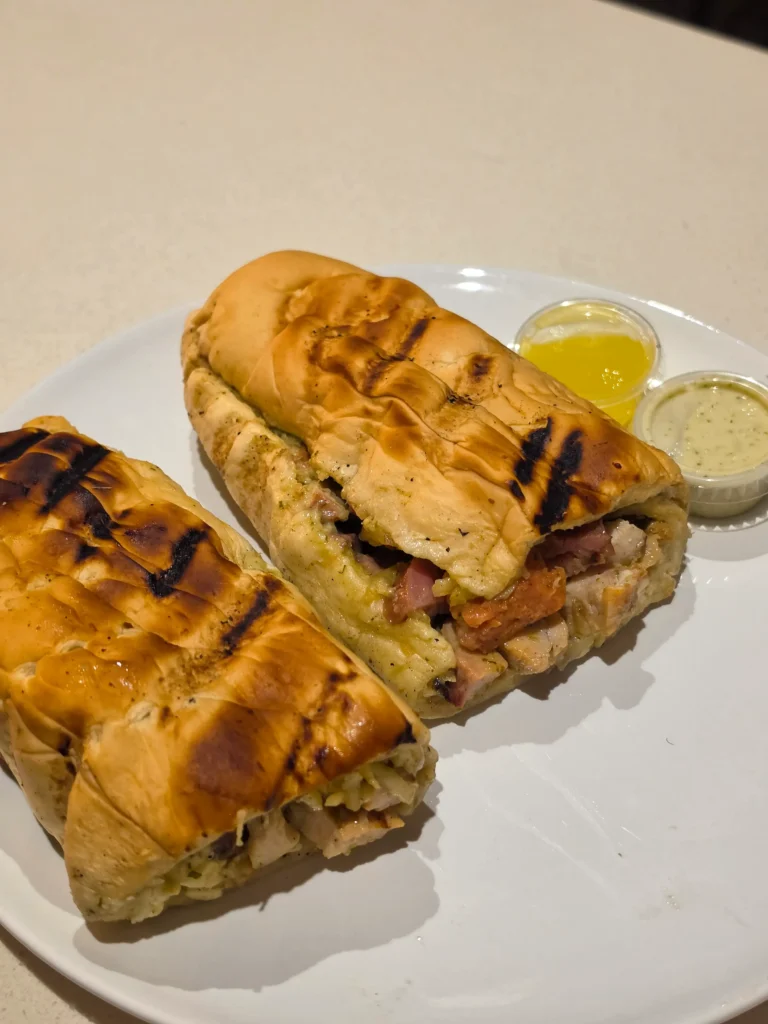 My Friends Fast Food Perro Salvaje Combinado.