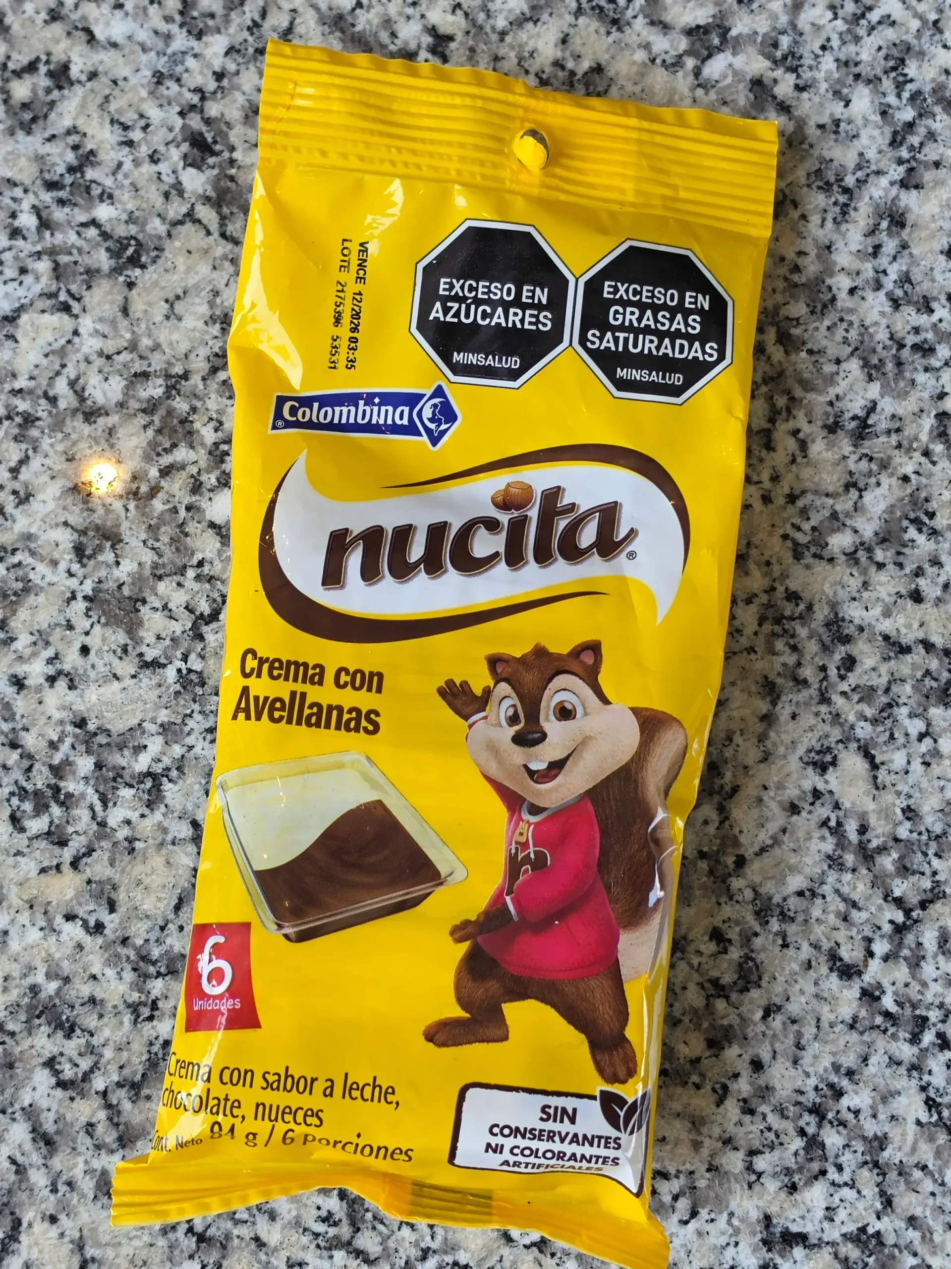 Colombina Nucita Crema con Avellanas.