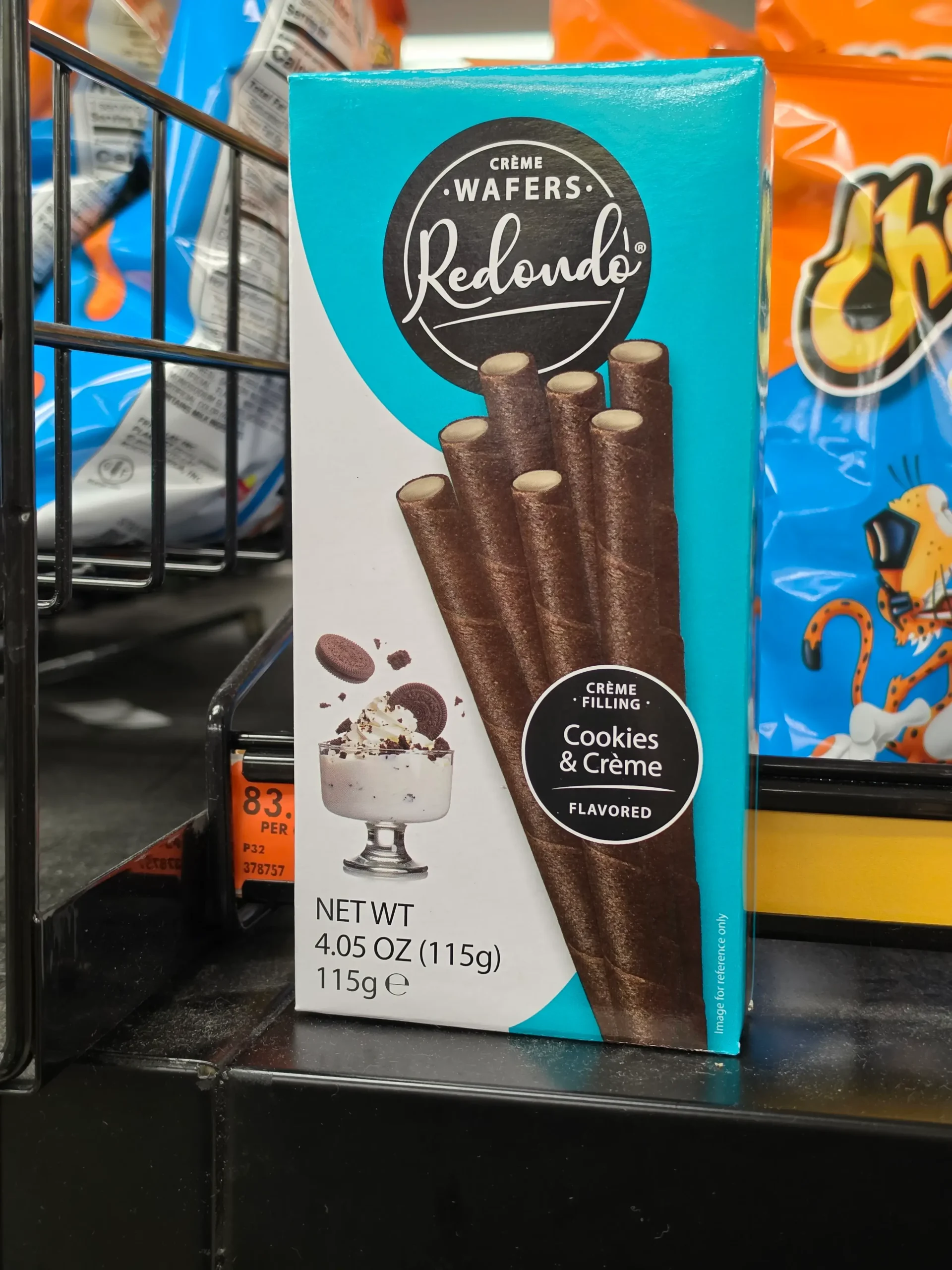 Redondo Cookies & Creme Flavored Creme Wafers.